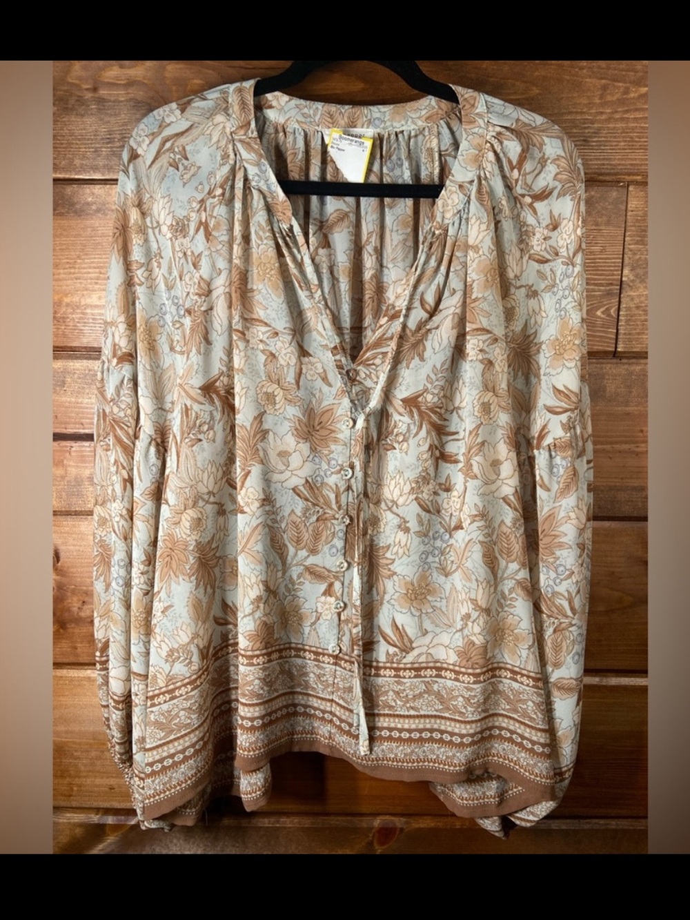 Blu Pepper Floral Button-Front Blouse in Cream and Tan
